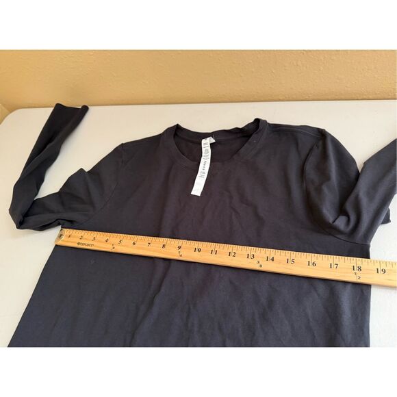 LULULEMON Classic LONG SLEEVE CREWBLACK PIMA COTTON SZ 8 - Picture 11 of 12